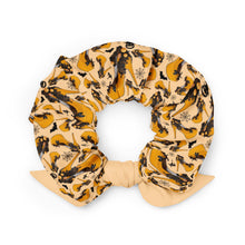 Load image into Gallery viewer, Scrunchie 'Halloween'