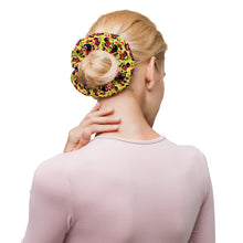 Load image into Gallery viewer, Scrunchie 'Fashion Week'