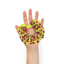 Load image into Gallery viewer, Scrunchie 'Fashion Week'