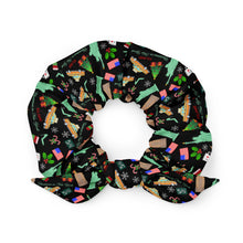 Load image into Gallery viewer, Scrunchie 'Christmas in New York'