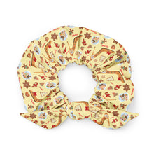 Load image into Gallery viewer, Scrunchie 'Feliz Navidad'