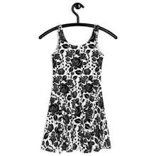 Load image into Gallery viewer, Dress 'Madame'