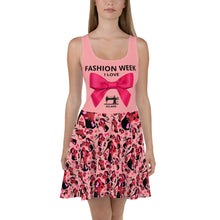 Load image into Gallery viewer, Dress 'Fashion Week'