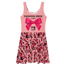 Load image into Gallery viewer, Dress 'Fashion Week'