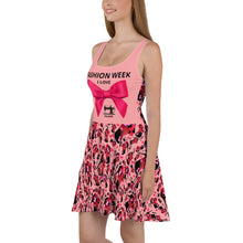 Load image into Gallery viewer, Dress 'Fashion Week'