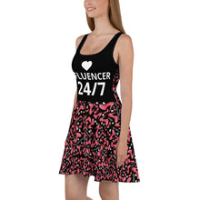 Load image into Gallery viewer, Dress Vilora '24/7 Influencer'