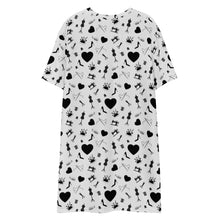 Load image into Gallery viewer, T-shirt dress 'Fashion creations'