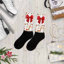 Load image into Gallery viewer, Socks 'Feliz Navidad'