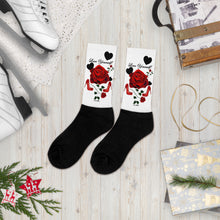 Load image into Gallery viewer, Socks 'Love yourself'