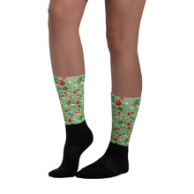 Load image into Gallery viewer, Unisex Socks 'Let's party'