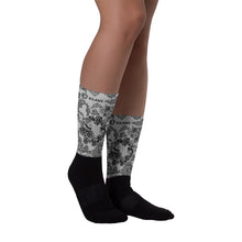 Load image into Gallery viewer, Unisex Socks Saon 'Lace'