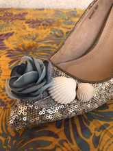 Load image into Gallery viewer, Silver Elsa pump Size EU 40/ USA 10