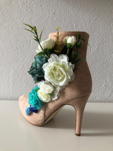 Load image into Gallery viewer, Laguna Boots Size EU 38/ USA 8