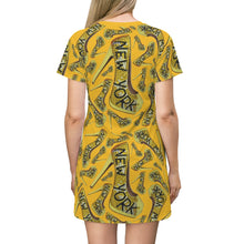 Load image into Gallery viewer, T-Shirt Dress 'Fantasy show'
