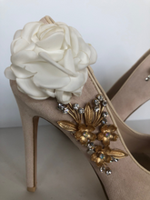 Load image into Gallery viewer, Fiore pump Size EU 38/ USA 8