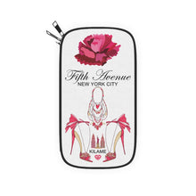 Load image into Gallery viewer, Passport Wallet 'Fifth Avenue'