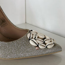 Load image into Gallery viewer, Mediterraneo pumps Size EU 37/ US 7