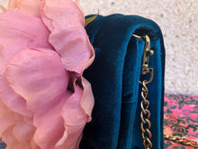 Load image into Gallery viewer, Rose Clutch