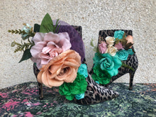 Load image into Gallery viewer, Nature Boots Size EU 39/ USA 9