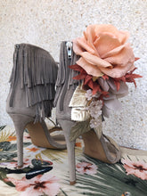 Load image into Gallery viewer, Rose Sandal Size EU 39/ USA 9
