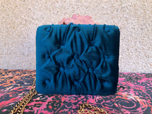 Load image into Gallery viewer, Rose Clutch
