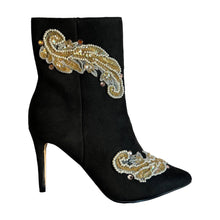Load image into Gallery viewer, Conchi Boots Size 36.5 EU/ 6.5 USA