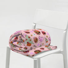 Load image into Gallery viewer, Throw Blanket 'Pink Christmas'