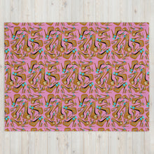 Load image into Gallery viewer, Throw Blanket 'Eat me drink me'