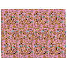 Load image into Gallery viewer, Throw Blanket 'Eat me drink me'