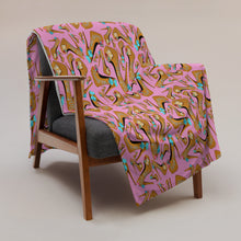 Load image into Gallery viewer, Throw Blanket 'Eat me drink me'