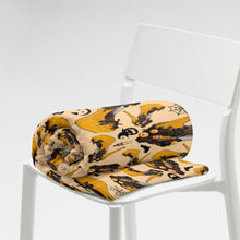 Load image into Gallery viewer, Throw Blanket 'Halloween'