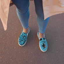 Load image into Gallery viewer, Women’s slip-on canvas shoes 'Travel blogger'