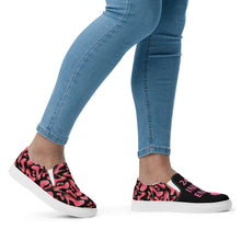 Load image into Gallery viewer, Women’s slip-on canvas shoes '24/7 Influencer'