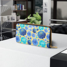 Load image into Gallery viewer, Zipper Wallet 'Tea Party'
