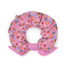 Load image into Gallery viewer, Scrunchie 'Eat me drink me'
