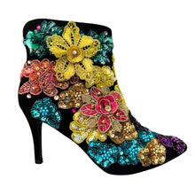 Load image into Gallery viewer, Kallie Boots Size EU 40/ USA 10
