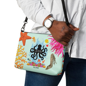 Crossbody bag 'Let the see set you free'