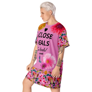 T-shirt dress Litch 'I close deals in heels'