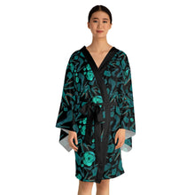 Load image into Gallery viewer, Long Sleeve Kimono Robe &#39;Verde&#39;
