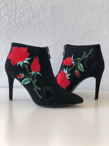 Red Rose Boots Size EU 37/ USA 7