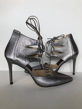 Load image into Gallery viewer, Space Pump Lace Size EU 39 - USA 8.5
