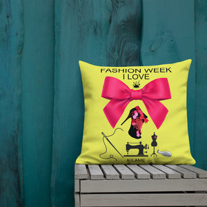 Pillow 'Fashion Week'