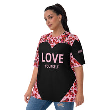 Load image into Gallery viewer, Women&#39;s T-shirt &#39;Heart love&#39;
