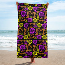 Load image into Gallery viewer, Towel &#39;Purple Gold&#39;
