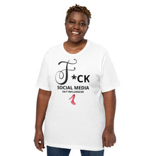 Load image into Gallery viewer, Unisex t-shirt &#39;Fck social media&#39;
