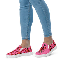 Load image into Gallery viewer, Women’s slip-on canvas shoes &#39;Deep Love&#39;
